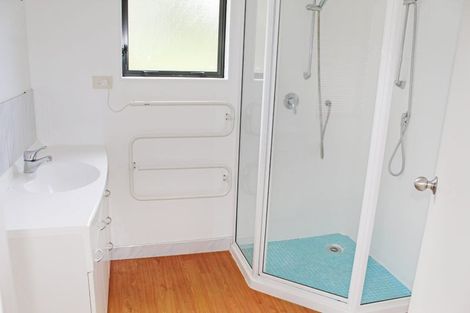 Photo of property in 8 Ruapehu Drive, Fitzherbert, Palmerston North, 4410