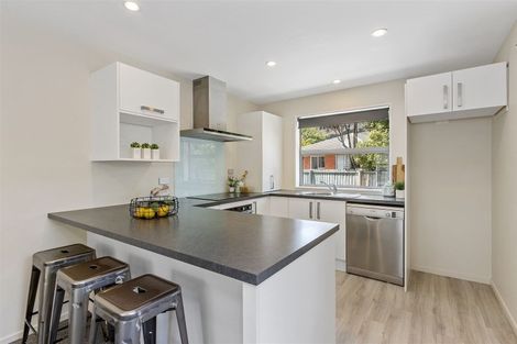 Photo of property in 6 Pawaho Place, Heathcote Valley, Christchurch, 8022