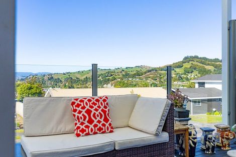 Photo of property in 28 House Avenue, Taumarunui, 3920