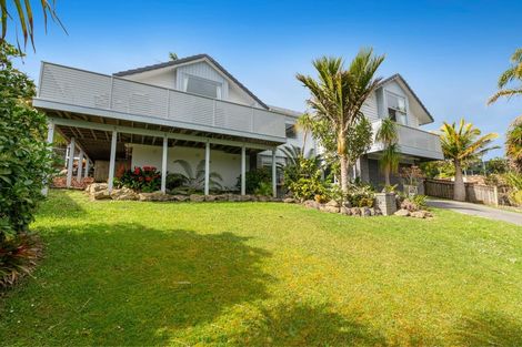 Photo of property in 57 Esther Place, Red Beach, 0932