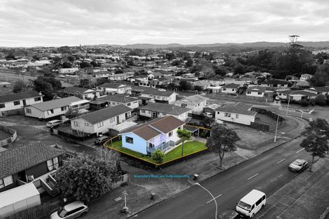 Photo of property in 1/71 Luanda Drive, Ranui, Auckland, 0612