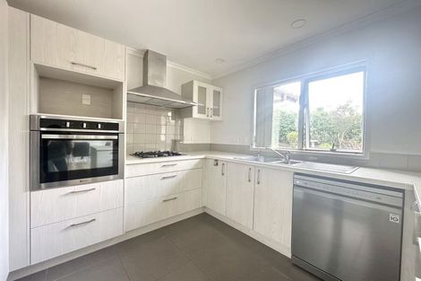 Photo of property in 66 Fairview Avenue, Fairview Heights, Auckland, 0632