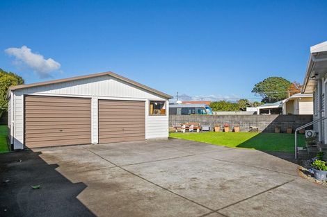 Photo of property in 6 Rata Street, Upper Vogeltown, New Plymouth, 4310