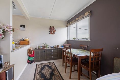 Photo of property in 5- 7 Howe Street, Foxton, 4814