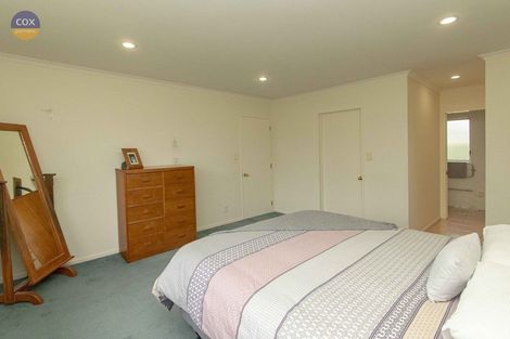 Photo of property in 17 Chelsea Drive, Taradale, Napier, 4112