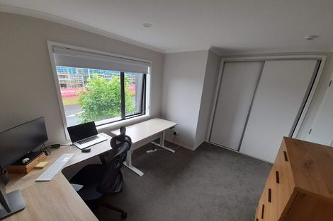 Photo of property in 46 Hobsonville Point Road, Hobsonville, Auckland, 0616