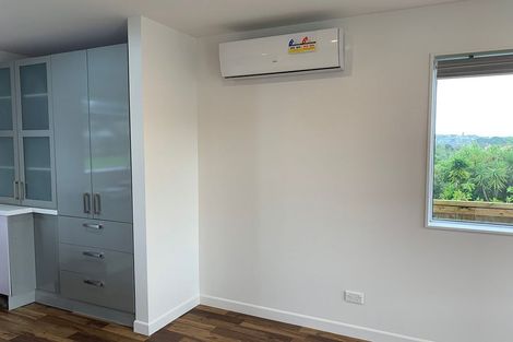 Photo of property in 2 Burgundy Park Avenue, Henderson, Auckland, 0612