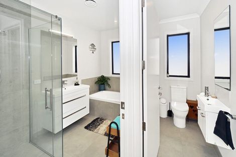 Photo of property in 8 Kiritiana Close, Pyes Pa, Tauranga, 3112