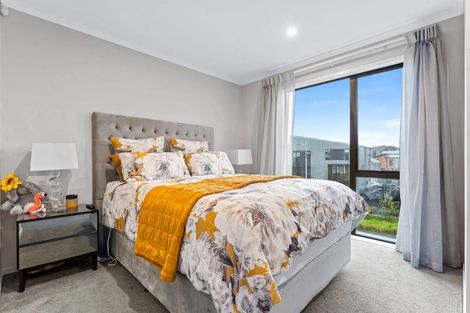 Photo of property in 50 Hobsonville Point Road, Hobsonville, Auckland, 0616