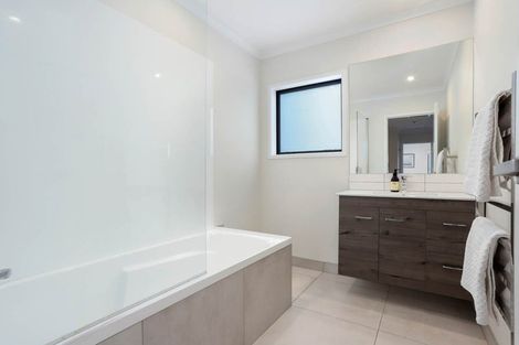 Photo of property in 22 Nugget Avenue, Hobsonville, Auckland, 0616