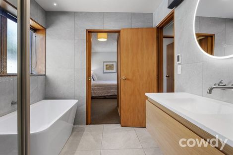 Photo of property in 10 Blair Avenue, Papanui, Christchurch, 8053