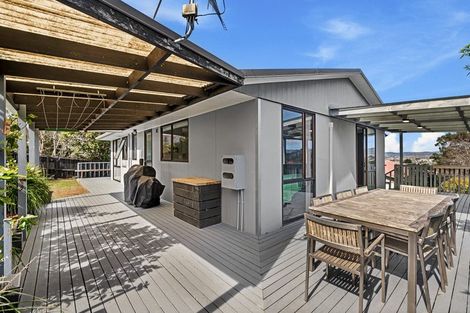 Photo of property in 1/21 Sarajevo Place, Massey, Auckland, 0614