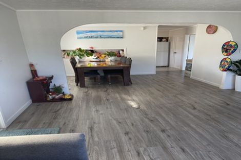 Photo of property in 5 Lismore Place, Papatoetoe, Auckland, 2025