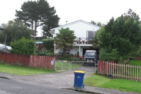 Photo of property in 30 Glenbervie Crescent, Massey, Auckland, 0614