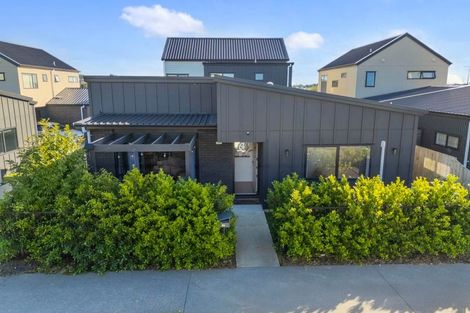 Photo of property in 63 Black Beech Crescent, Takanini, 2110