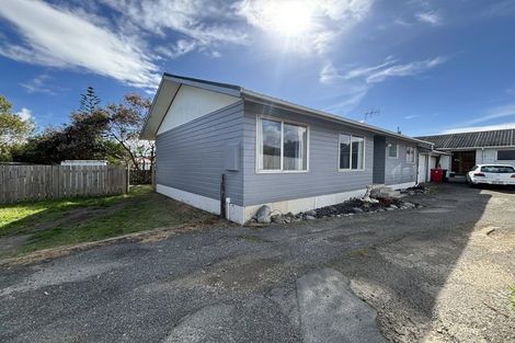 Photo of property in 35a Olive Terrace, Paraparaumu Beach, Paraparaumu, 5032