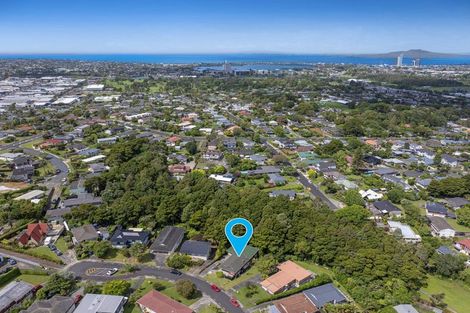 Photo of property in 1/11 Northwick Place, Hillcrest, Auckland, 0627