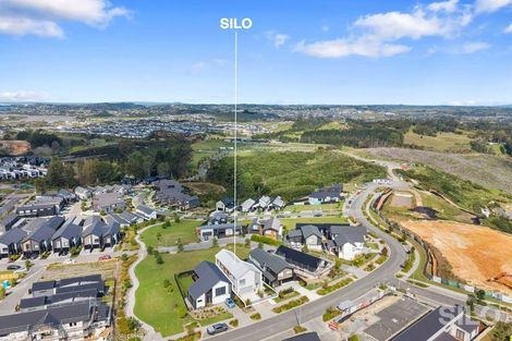 Photo of property in 35 Kikorangi Drive, Wainui, Silverdale, 0992