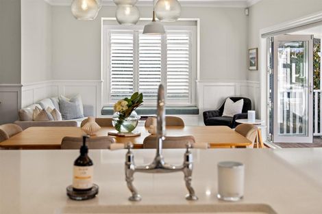 Photo of property in 20 Crabb Fields Lane, Riverhead, 0820