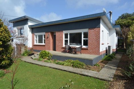 Photo of property in 19 Severn Street, Clifton, Invercargill, 9812