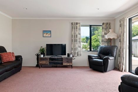 Photo of property in 15 Kendall View, Stoke, Nelson, 7011