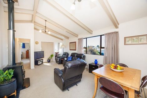 Photo of property in 17a Victoria Street, Foxton, 4814