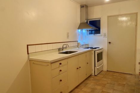 Photo of property in 2/95a Freyberg Street, Lyall Bay, Wellington, 6022