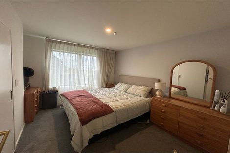 Photo of property in 16 Tomtit Crescent, Lake Hawea, 9382