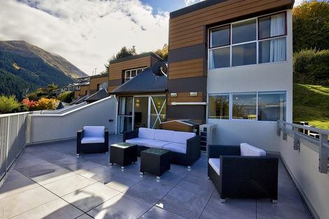 Photo of property in 5a Anderson Heights, Queenstown, 9300