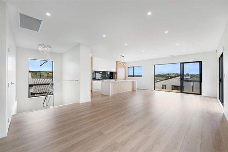 Photo of property in 9 Whale Bay Rise, Gulf Harbour, 0930