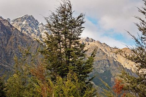 Photo of property in 13 Soudley Court, Jacks Point, Queenstown, 9371