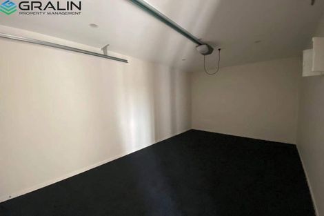 Photo of property in 2b Grandison Crescent, New Lynn, Auckland, 0600