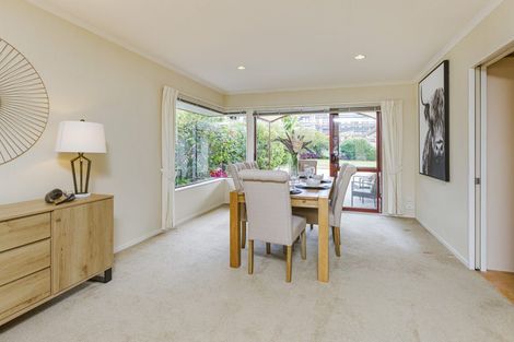 Photo of property in 10 Norm Pellow Drive, Manurewa, Auckland, 2105