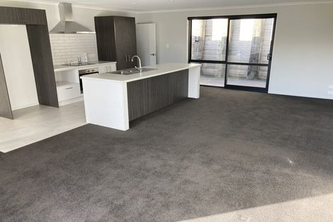 Photo of property in 7 Albatross Lane, Welcome Bay, Tauranga, 3112
