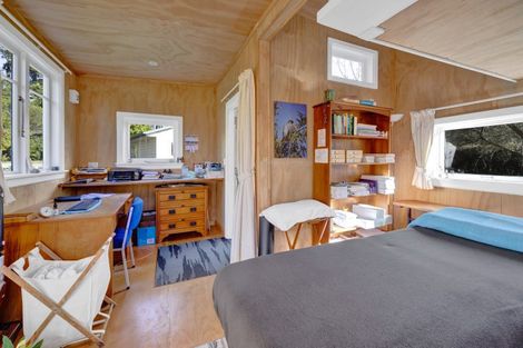 Photo of property in 164 Cross Road, Lepperton, New Plymouth, 4373