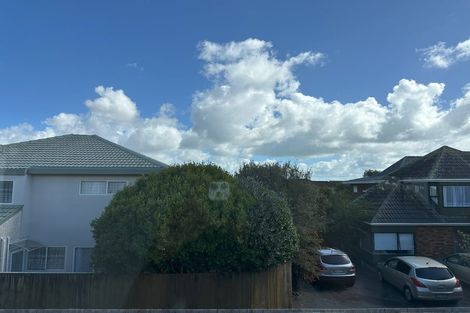 Photo of property in 216 Bucklands Road, Bucklands Beach, Auckland, 2012