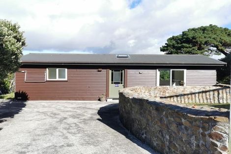 Photo of property in 92 Nicholson Road, Khandallah, Wellington, 6035