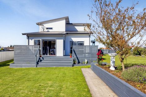 Photo of property in 74 Broadway, Stratford, 4332