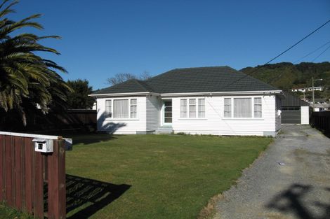 Photo of property in 15 Hyde Street, Wainuiomata, Lower Hutt, 5014