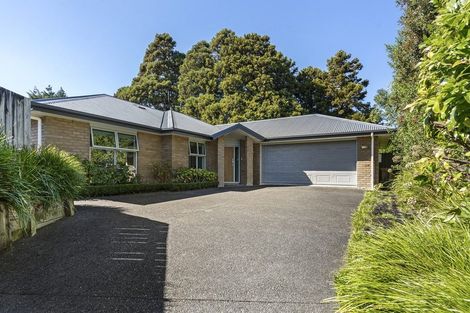 Photo of property in 525e Mangorei Road, Highlands Park, New Plymouth, 4312
