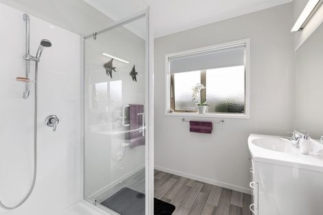 Photo of property in Trackside Villas, 27/91 Mako Mako Road, Levin, 5510