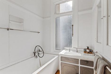 Photo of property in 28 Cameron Street, Ashburton, 7700