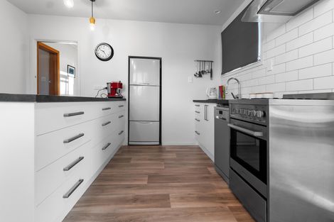 Photo of property in 36 Jollie Road, Twizel, 7901