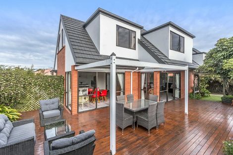 Photo of property in 4 Parkwood Place, Parklands, Christchurch, 8083