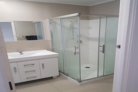 Photo of property in 2/1 Parker Avenue, New Lynn, Auckland, 0600