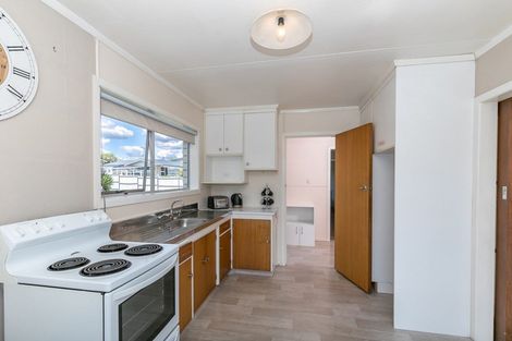 Photo of property in 8a Tanekaha Place, Pukete, Hamilton, 3200