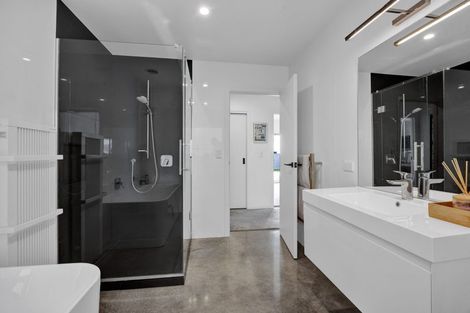 Photo of property in 6 Hawetaone Street, Bell Block, New Plymouth, 4312