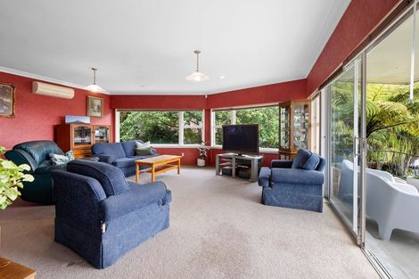 Photo of property in 329 Devon Street West, New Plymouth, 4310