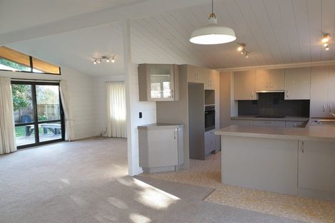 Photo of property in 1a Padfield Place, Havelock North, 4130