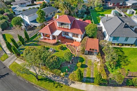 Photo of property in 22 Budleigh Street, Frankleigh Park, New Plymouth, 4310